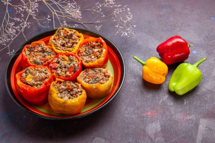 طرز تهیه دلمه با فلفل دلمه ای های رنگی 